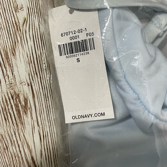 🆕 RESERVED BB Old Navy Women’s Ruched Deep V-Neck One Piece Swim Swimsuit - Picture 9 of 12